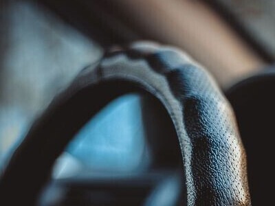 leather car steering wheel